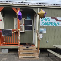 J-9’s Carryout - Building