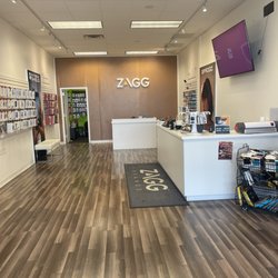 ZAGG Valley Fair - Store Interior of ZAGG Valley Fair Mall UT