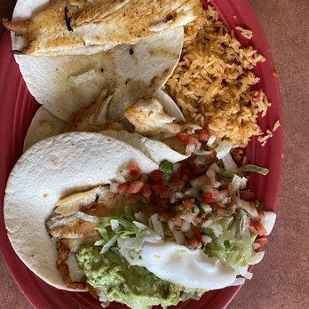 El Loro Eagan - Fish tacos - Mexican Near Me - Eagan, Minnesota