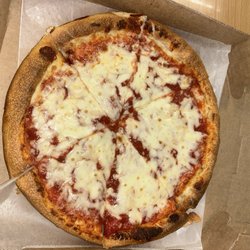 Greenland Famous Roast Beef Seafood & Pizza - Small cheese pizza. A bit overcooked on the crust.
