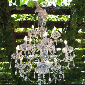 Bertoli Bridal & Design - Chandelier rental by Leah - Party & Event Planning Near Me