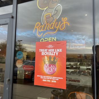 Randy's Donuts - Donuts Near Me - Scottsdale, Arizona
