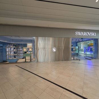 Swarovski - Storefront - Jewelry Near Me - Markham, Ontario