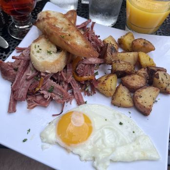 V Restaurant, Bistro & Bar - Corn beef and hash (half order). - New American Near Me - Murphys, California V Restaurant, Bistro & Bar - Corn beef and hash (half order). - New American Near Me - Murphys, California
