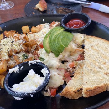 Mutt's Eastbluff - My Longboarder breakfast - Breakfast & Brunch Near Me - Newport Beach, California Mutt's Eastbluff - My Longboarder breakfast - Breakfast & Brunch Near Me - Newport Beach, California