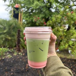 Strawberry Matcha Strawberry Matcha