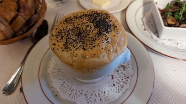 Le Petit Châtelet by null