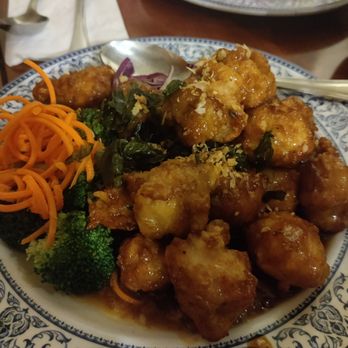 Thai Cottage - Crispy garlic chicken - Thai Near Me - Edmonds, Washington Thai Cottage - Crispy garlic chicken - Thai Near Me - Edmonds, Washington