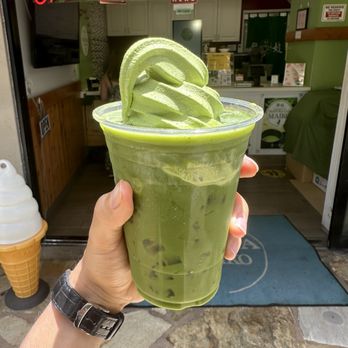 Premium Matcha Cafe Maiko - Matcha float - Desserts Near Me - Honolulu, Hawaii Premium Matcha Cafe Maiko - Matcha float - Desserts Near Me - Honolulu, Hawaii
