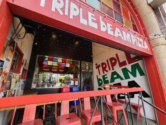 Triple Beam Pizza by null