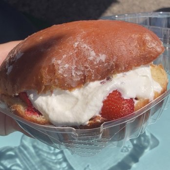 Comfortland - Strawberries & Cream Donut - Donuts Near Me - Astoria, New York Comfortland - Strawberries & Cream Donut - Donuts Near Me - Astoria, New York