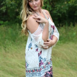 1 Happy Girl - Cold Shoulder Details
