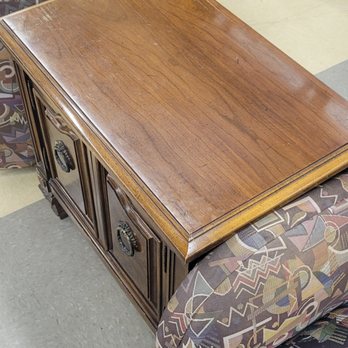 The Salvation Army Thrift Store - Thrift Stores Near Me - Glenview, Illinois