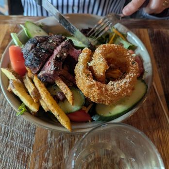Bacon, Bourbon & Beer - Steak salad - Cocktail Bars Near Me - Morgantown, West Virginia