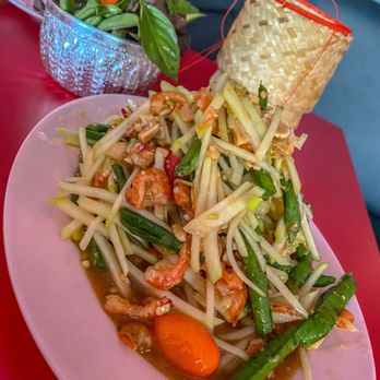 Na Na Thai - Papaya Salad - Thai Near Me - Buellton, California Na Na Thai - Papaya Salad - Thai Near Me - Buellton, California