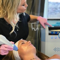 SOL Skin & Laser - The BTL Aesthetics Exilis Ultra treatment combines Radio Frequency and Ultrasound Technology to provide tightening effects for your skin.