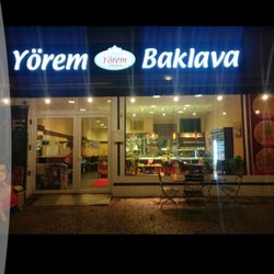 Yörem Baklava