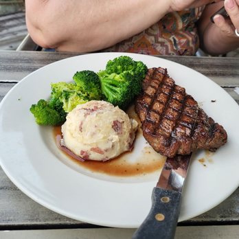 The Conch House Restaurant - NY strip with fresh broccoli and mashed - Caribbean Near Me - Saint Augustine, Florida