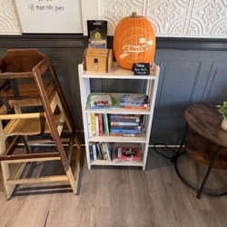 48 Main Cafe & Creperie