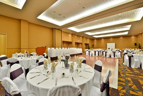 Radisson Hotel Red Deer by null