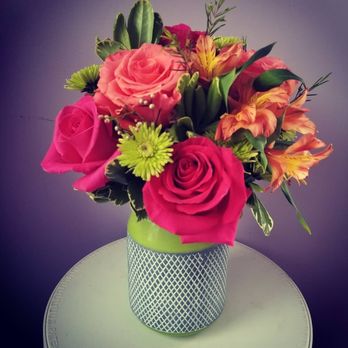 Ramones Flowers - Florists Near Me - Wilmington, Delaware