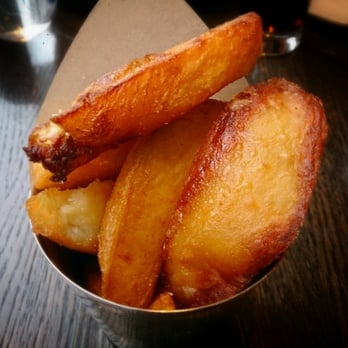 Bread Street Kitchen - The chips were definitely not for my taste buds. First time in a long time there was leftover food in my plate. - British Near Me - London, XGL