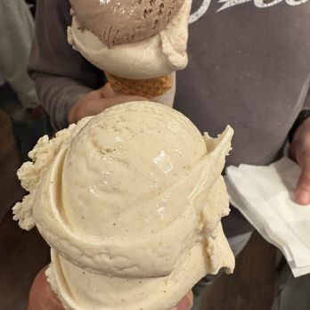 Rori's Artisanal Creamery - Round two. so good. - Ice Cream & Frozen Yogurt Near Me - Ventura, California Rori's Artisanal Creamery - Round two. so good. - Ice Cream & Frozen Yogurt Near Me - Ventura, California