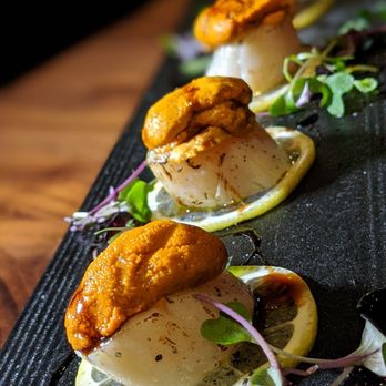 Crazy Rock'N Sushi - King Scallops w/Uni - Sushi Bars Near Me - Glendale, California Crazy Rock'N Sushi - King Scallops w/Uni - Sushi Bars Near Me - Glendale, California