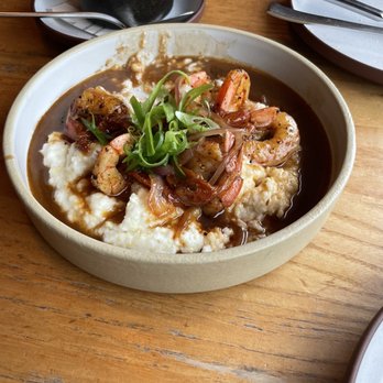 Yardbird Table & Bar - Shrimp and Grits - Southern Near Me - Miami Beach, Florida Yardbird Table & Bar - Shrimp and Grits - Southern Near Me - Miami Beach, Florida