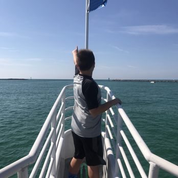 Southern Star Dolphin Cruise - You can stand at the front of the boat. - Whale Watching Tours Near Me - Destin, Florida Southern Star Dolphin Cruise - You can stand at the front of the boat. - Whale Watching Tours Near Me - Destin, Florida
