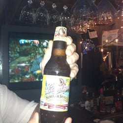 Red And Terry's Timbers - Red's Timbers has a small but sufficient beer choice!