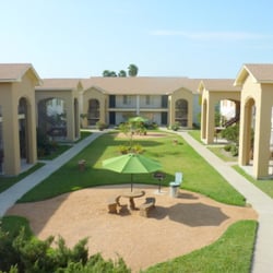 Paseo Del Sol Apartments - Court Yard