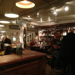 Framptons Bar