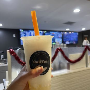 CaliTea - San Diego - Lychee slushy - Bubble Tea Near Me - San Diego, California CaliTea - San Diego - Lychee slushy - Bubble Tea Near Me - San Diego, California