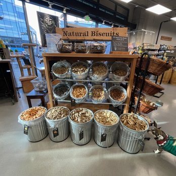 Mud Bay - Pet Stores Near Me - Kirkland, Washington Mud Bay - Pet Stores Near Me - Kirkland, Washington