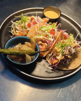 Clandestino Gastro-Bar by null