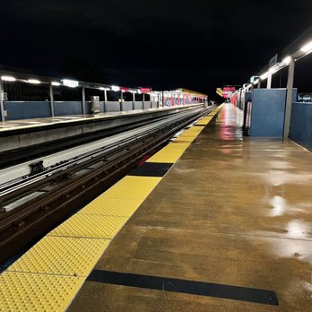 BART - San Leandro Station - A little cold, a little rainy but still a great day to be alive! - Public Transportation Near Me - San Leandro, California BART - San Leandro Station - A little cold, a little rainy but still a great day to be alive! - Public Transportation Near Me - San Leandro, California