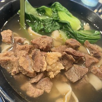 Lucky Noodle - Braised beef w/ flat noodle - Asian Fusion Near Me - San Antonio, Texas Lucky Noodle - Braised beef w/ flat noodle - Asian Fusion Near Me - San Antonio, Texas