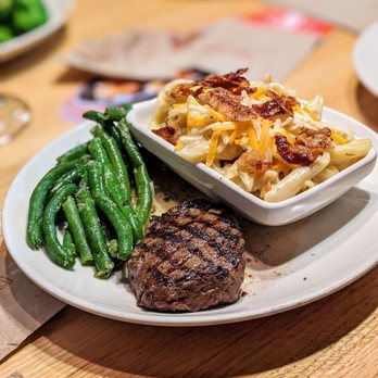 Applebee's Grill + Bar - (",) - American Near Me - White Lake, Michigan
