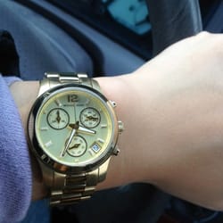 Bang Watch Repair - Got my Michael kors watch resized, he did a great job!