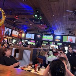 Bubba's 33 - The restaurant