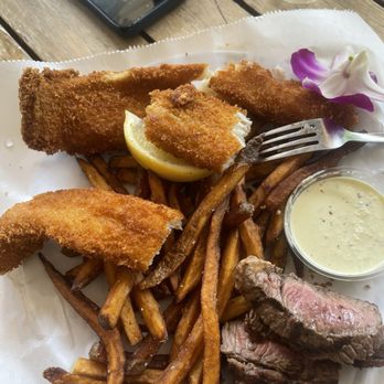 Barefoot Beach Cafe - Breakfast & Brunch Near Me - Honolulu, Hawaii