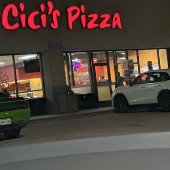 Cicis Pizza - People in line - Pizza Near Me - Fort Worth, Texas Cicis Pizza - People in line - Pizza Near Me - Fort Worth, Texas
