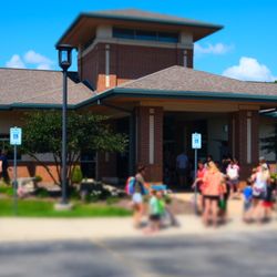 Mukwonago Community Library