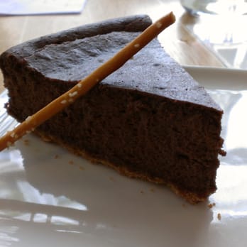 Emperor Norton - Chocolate beer cheesecake with pretzel crust @ Coutume Café - Caterers Near Me - Paris, 75