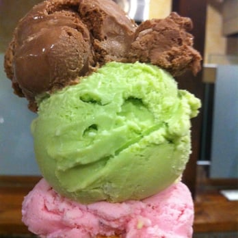 Cham Soot Gol - Cham's Spumoni: Chocolate Strawberry Green Tea - Korean Near Me - Buena Park, California Cham Soot Gol - Cham's Spumoni: Chocolate Strawberry Green Tea - Korean Near Me - Buena Park, California