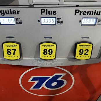 76 - The gas prices as of February 7, 2021. - Gas Stations Near Me - Honolulu, Hawaii