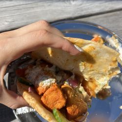 Donderos' - Butter chicken sandwich