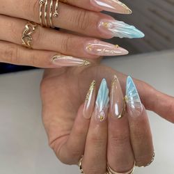 Modern’s Nails And Spa