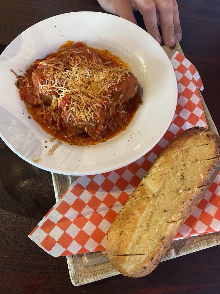 Ennio’s Pasta House - Photo 3